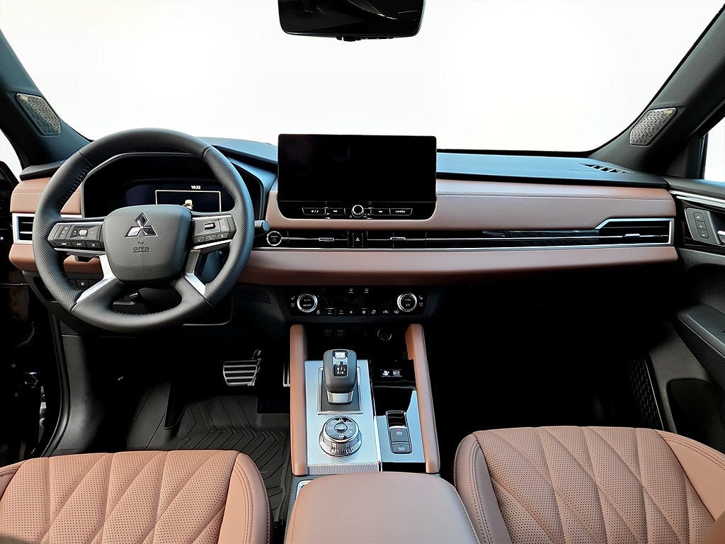 Bild på Mitsubishi Outlander Instyle+ Plug-In Hybrid 4WD - DEMO