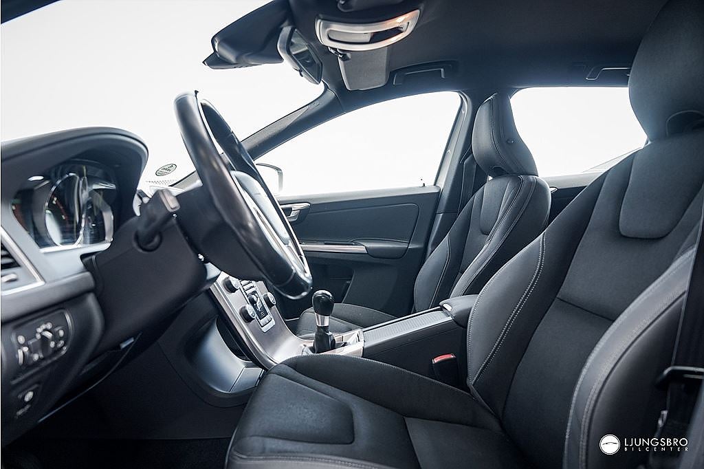 Volvo XC60 D5 AWD 215hk
