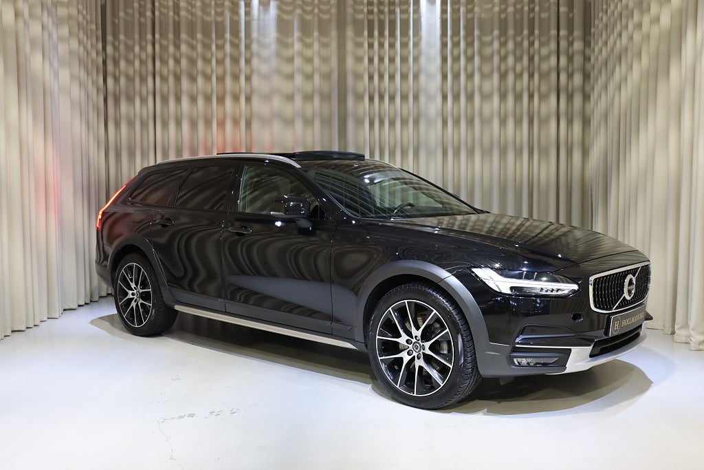 Volvo V90 Cross Country Polestar D4 AWD 200HK Panorama Se Utrusning