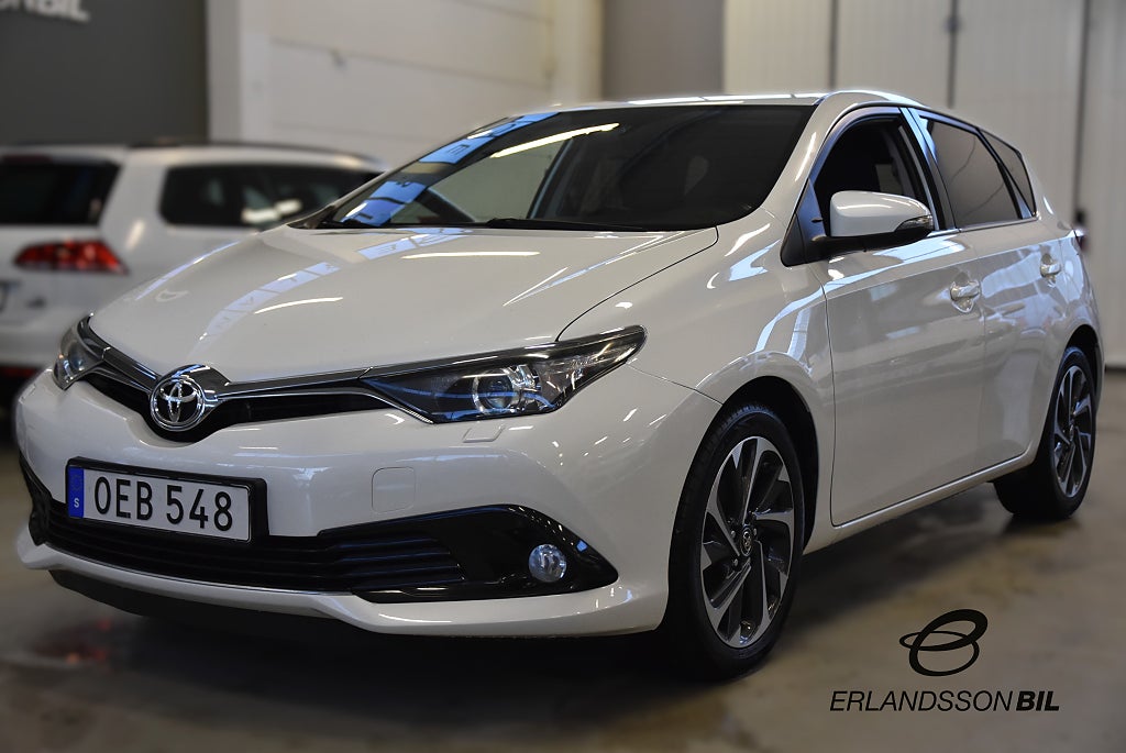 Toyota Auris 1.2 Turbo Active Plus NYSERVAD BACKKAMERA 
