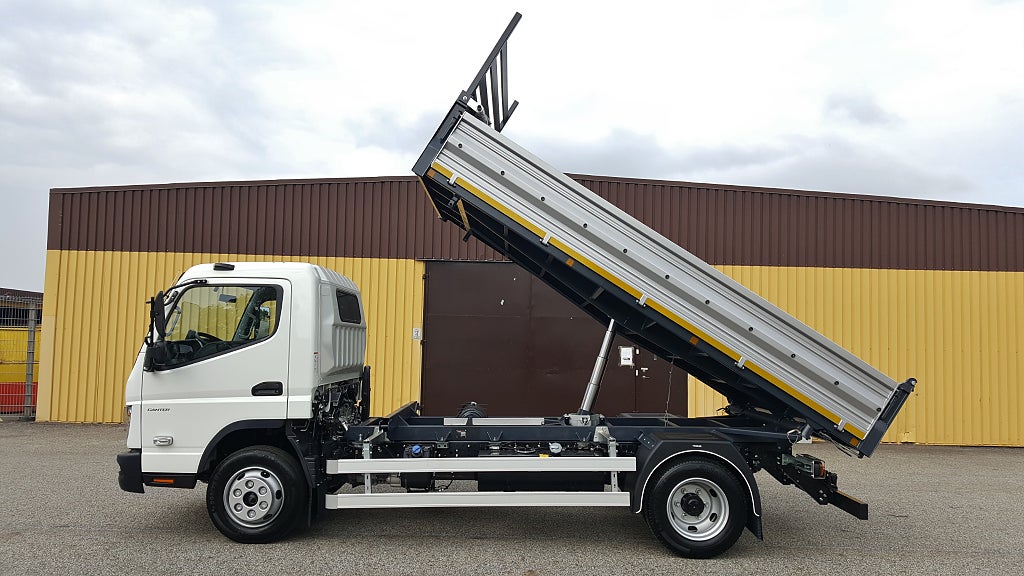 Mitsubishi Fuso 2023 - miniatyr 15