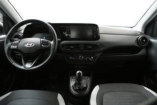 Halvkombi Hyundai i10 16 av 21
