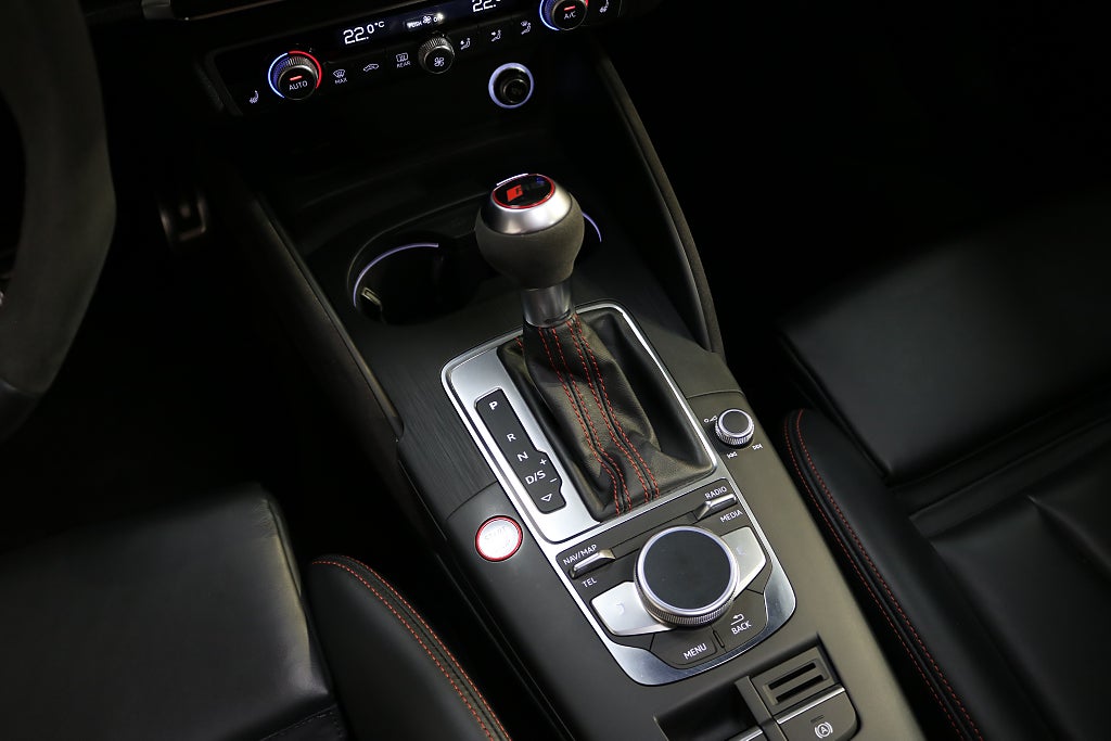 Audi RS3 2020 - miniatyr 13