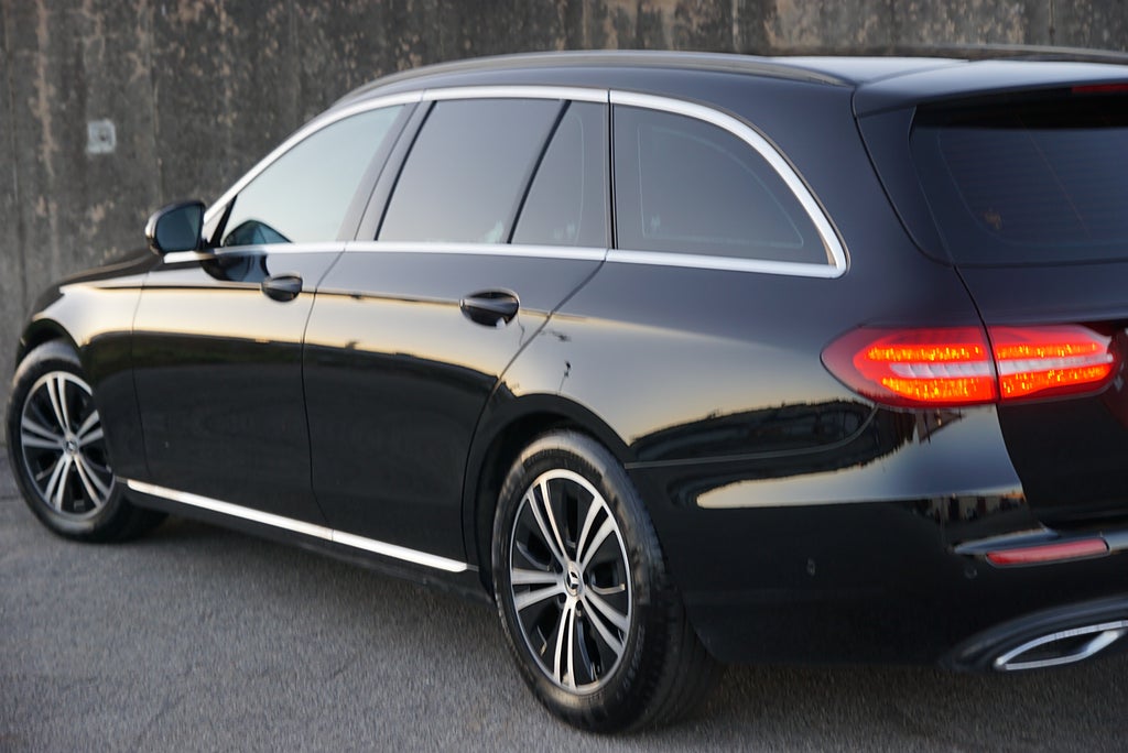 Mercedes-Benz E 220 T d 4MATIC 9G-Tronic|WideScreen|D-Värmare|B-Kamera|
