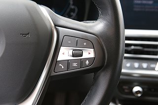 Kombi BMW 330e 16 av 26