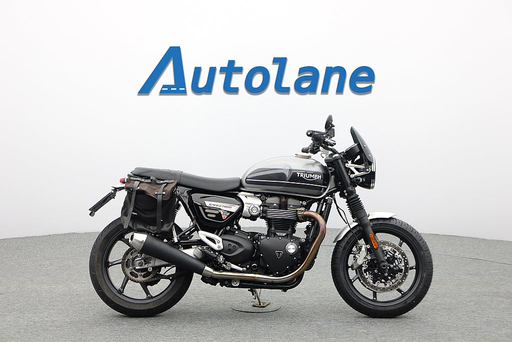Triumph Speed Twin* Nytt framdäck Nyservad*