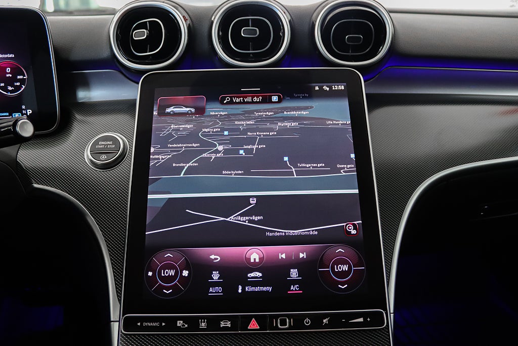 Mercedes-Benz C 220 d Sedan Avantgarde Värmare Navi Drag