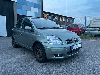 Toyota Yaris 5-dörrar 1.3 VVT-i 87hk Besiktigad