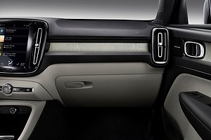 New Volvo XC40 Inscription - interior