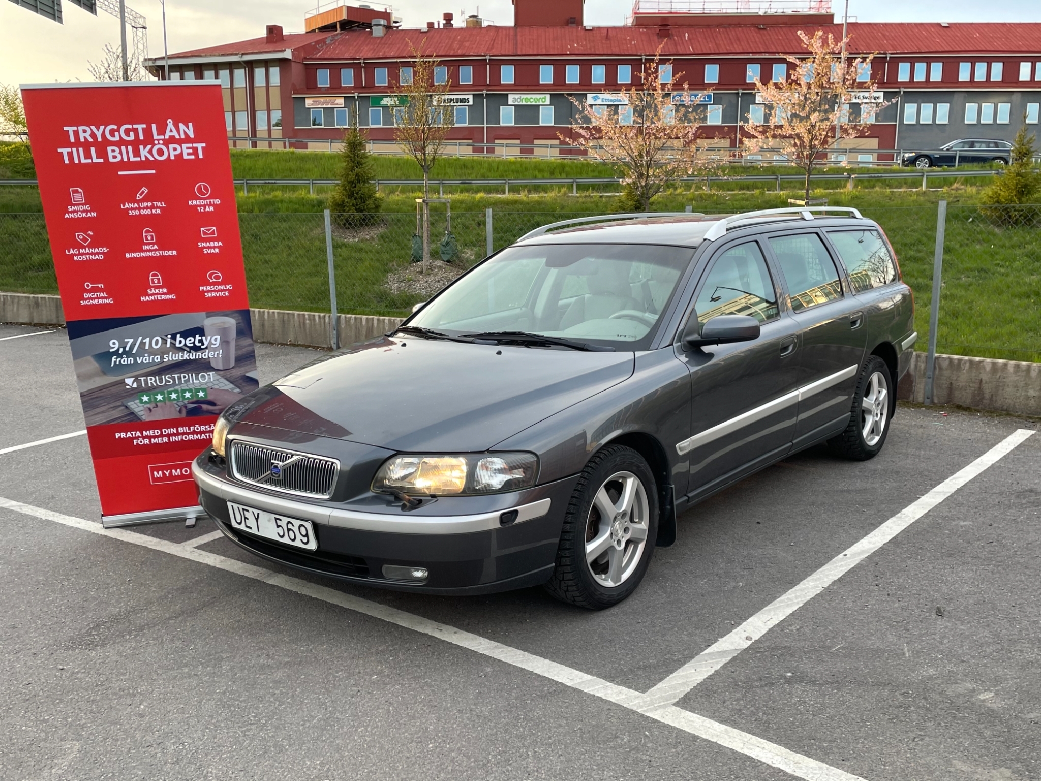 Volvo V70 2004, photo 5/46