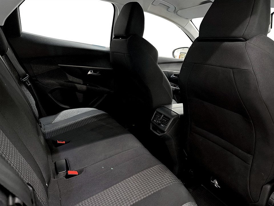 Bild på Peugeot 3008 Active 1.6 BHDi 120hk Aut - CARPLAY