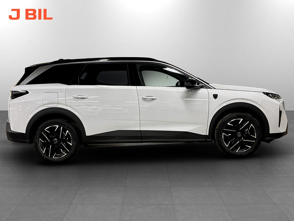 Bild på Peugeot 5008 GT Hybrid 145hk Aut 7-SITS B-KAMERA CARPLAY