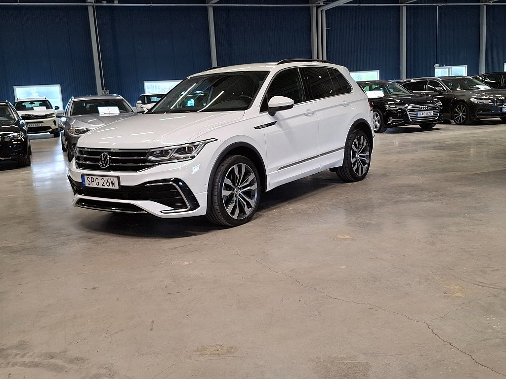 Volkswagen Tiguan 2.0 TDI DPF SCR 4Motion R-Line V-hjul