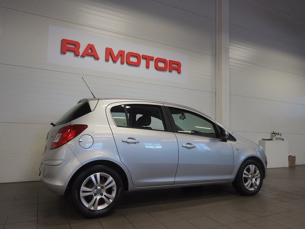 Opel Corsa 1.2 ecoFLEX 85hk Enjoy | M-Värm | P-Sensorer 2013