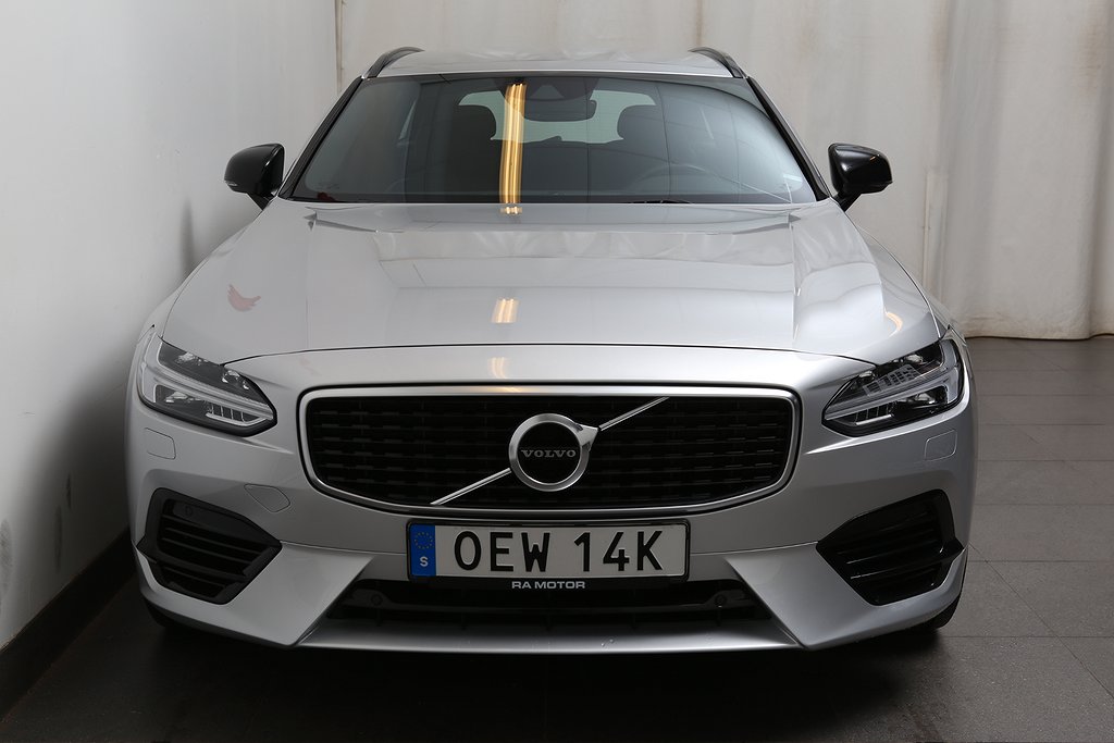 Volvo V90 Recharge T8 392hk R-Design AWD VOC Drag Leasbar 2020