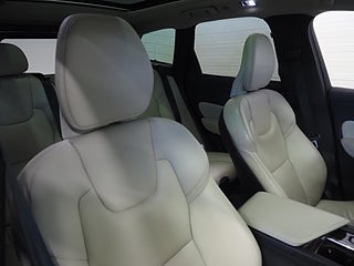 SUV Volvo XC60 12 av 29