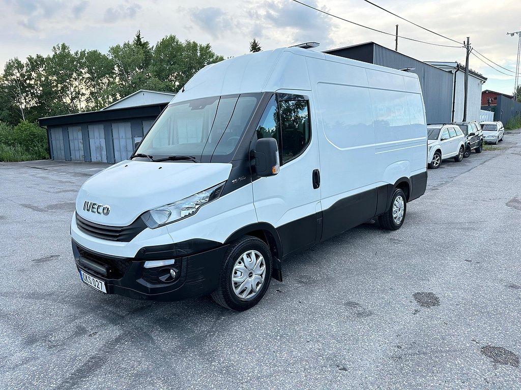 Iveco Daily JTD 136hk Euro6 Värmare Kamera Drag3500kg INRED*