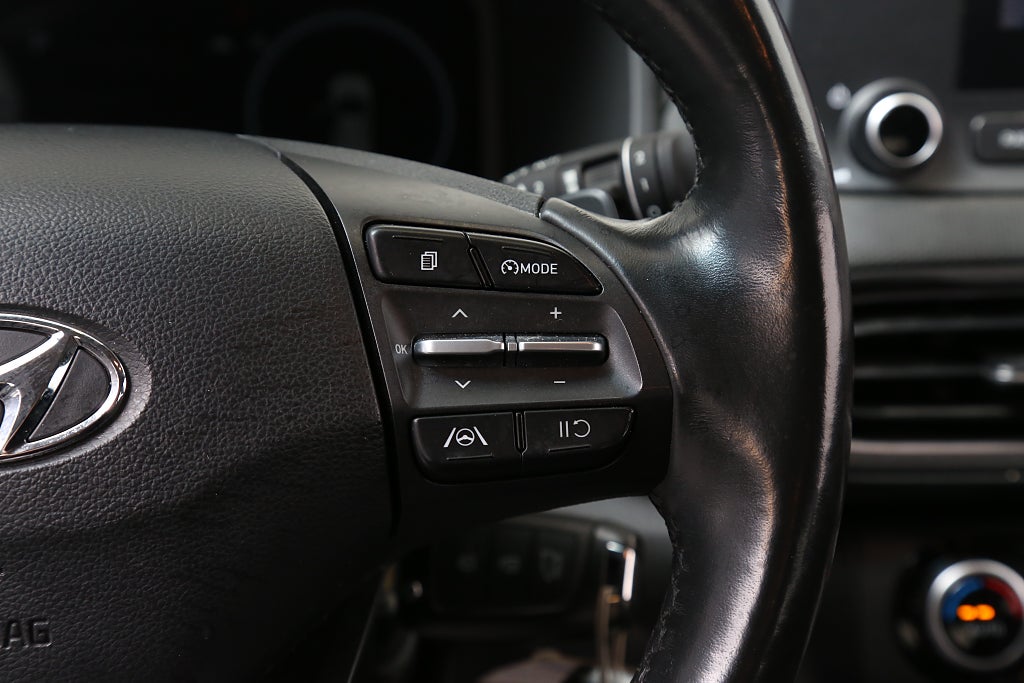 Hyundai Kona 1,0 T-GDi 120hk 7DCT Essential CarPlay Kamera Leasbar 2023