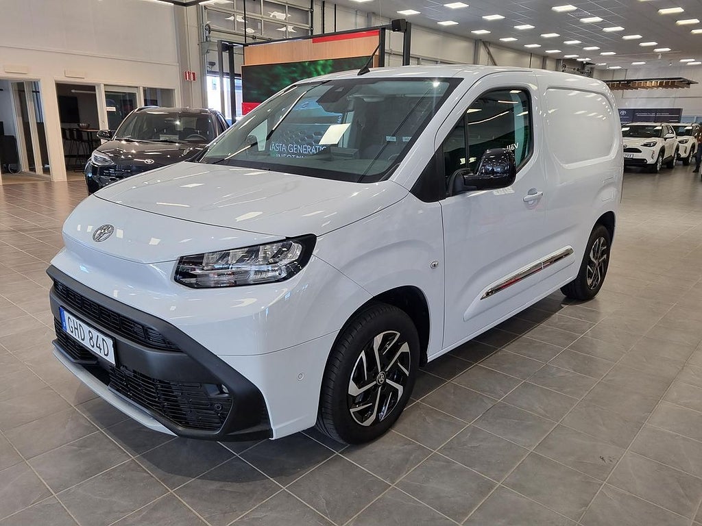 Toyota proace-city 130hk aut 3-sits Vämare Drag Moms