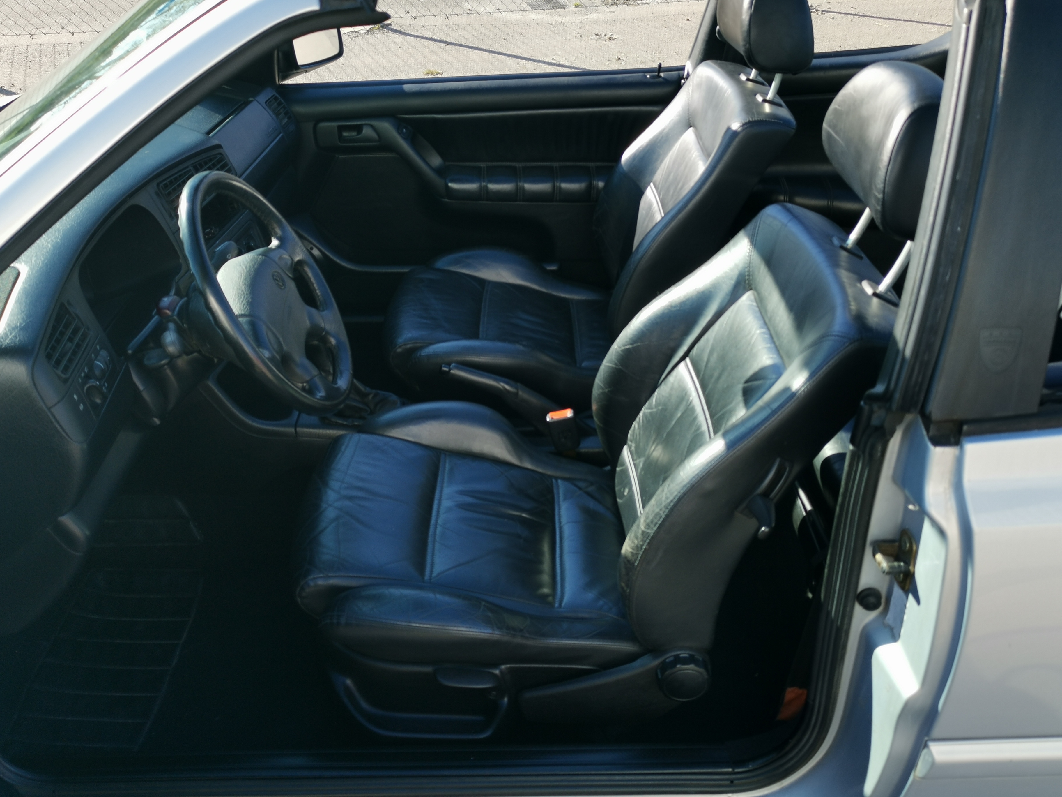 Volkswagen Golf 1.8,CAB 1996, bild 7/50