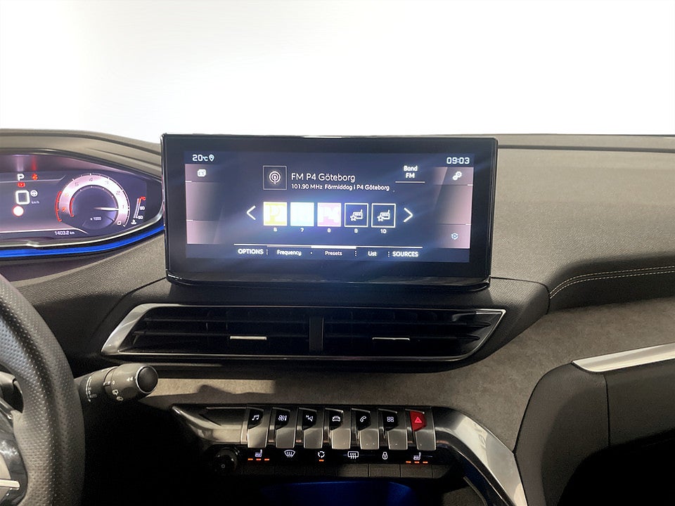 Bild på Peugeot 5008 GT 1.2 PT 130hk Aut 7-SITS B-KAMERA CARPLAY