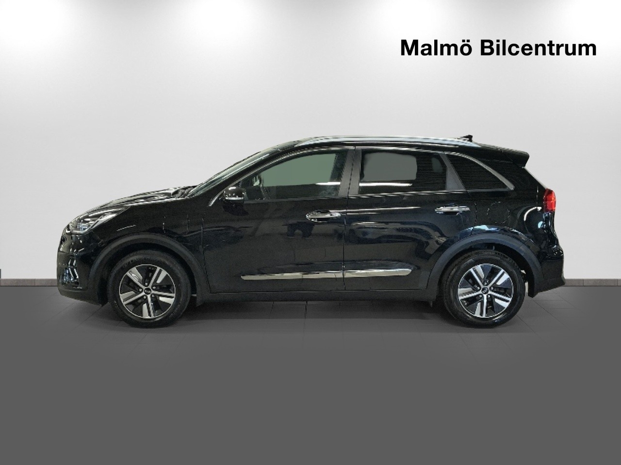 Kia Niro P-HEV 2021, photo 2/48