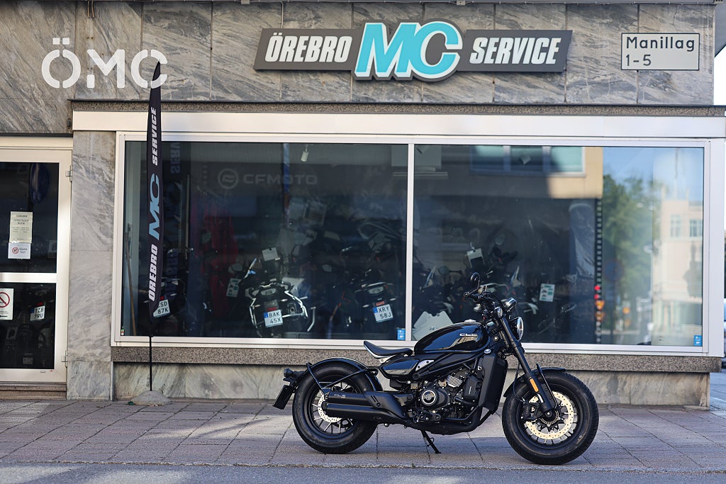 CFMOTO 450 CL-C Bobber | 28 Mil | Svart 