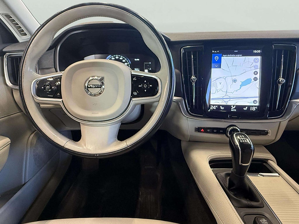 Volvo V90 D3 Kinetic Skinn Gps Drag Ny besiktigad 2 Ägare - miniatyr 11