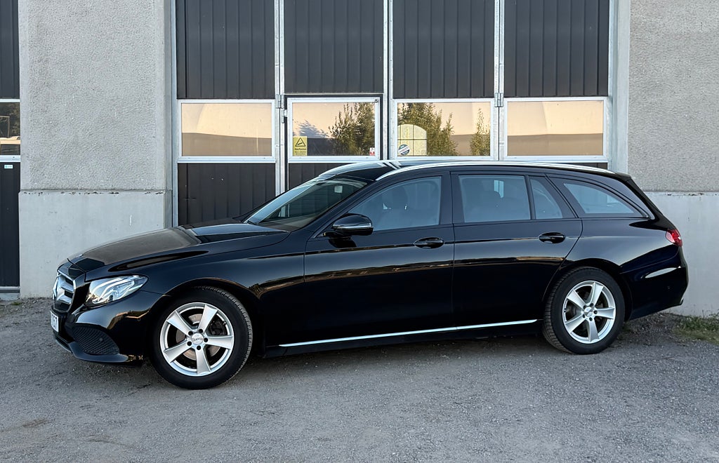 Mercedes-Benz E 220 d 9G-Tronic Avantgarde B-kamera Värmare Drag 