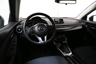 Halvkombi Mazda 2 13 av 23