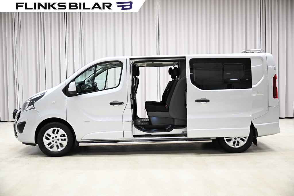 Opel Vivaro 140HK Dubbelhytt||GPS|Backkamera|Drag|Värmare