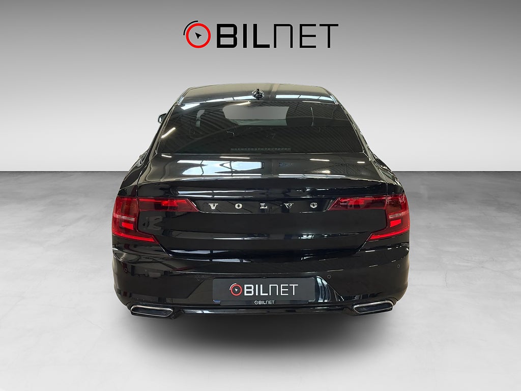 Volvo S90 D5 AWD 235hk R-Design Pano Värmare VOC HUD 21" Carbon