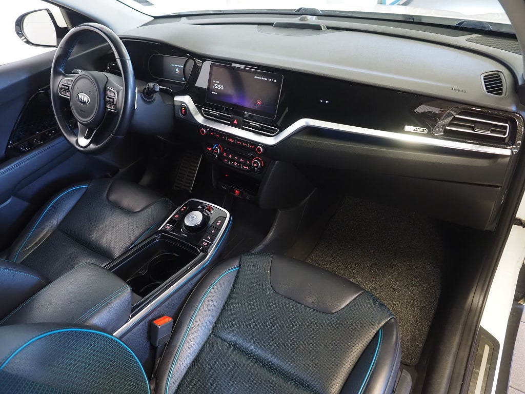 Kia Niro e- 64 kWh Advance Plus Tech Taklucka JBL Navi Läder 2020