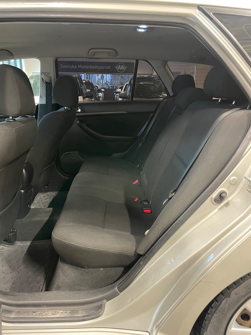 Toyota Avensis Kombi 2.0 D-4 VVT-i Manuell, 147hk, 2004