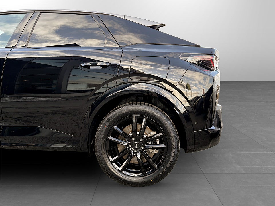 Bild på Peugeot E-3008 4x4 GT Ultimate - DEMO