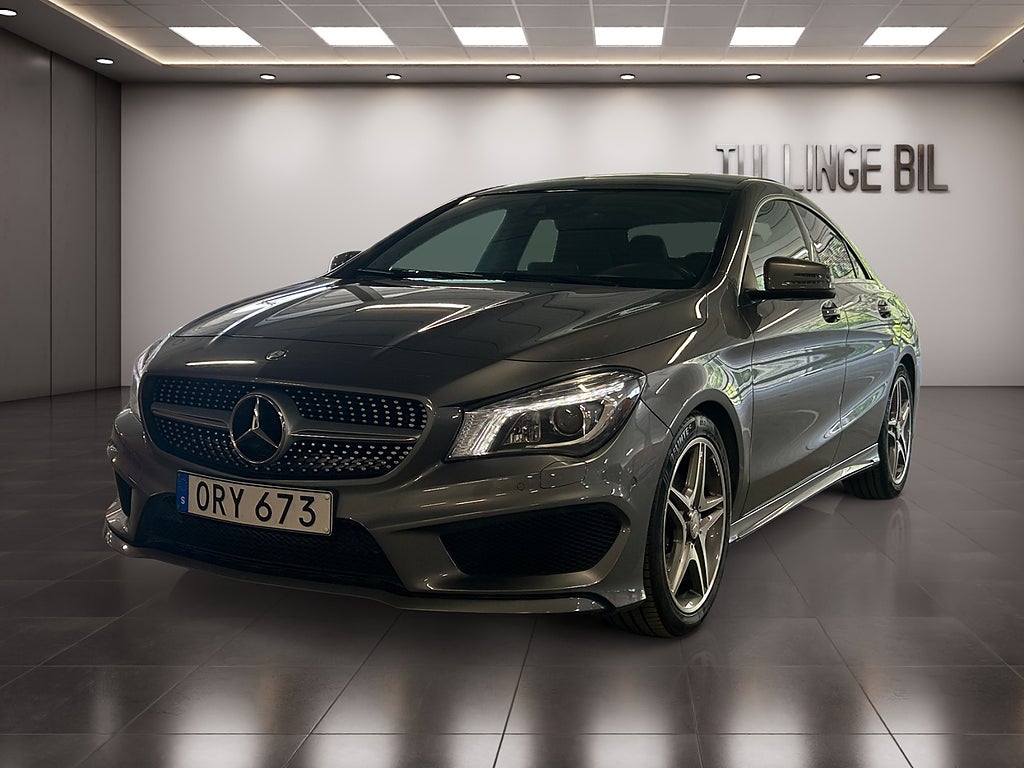 Mercedes-Benz CLA 200 d Coupé 4MATIC AMG Sport Pano Backkamera Lågmil 18"