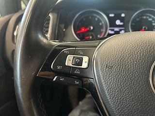 Volkswagen Golf Sportscombi 1.4 TSI S&V-hjul MoK-värmare Carplay Drag – bild 17