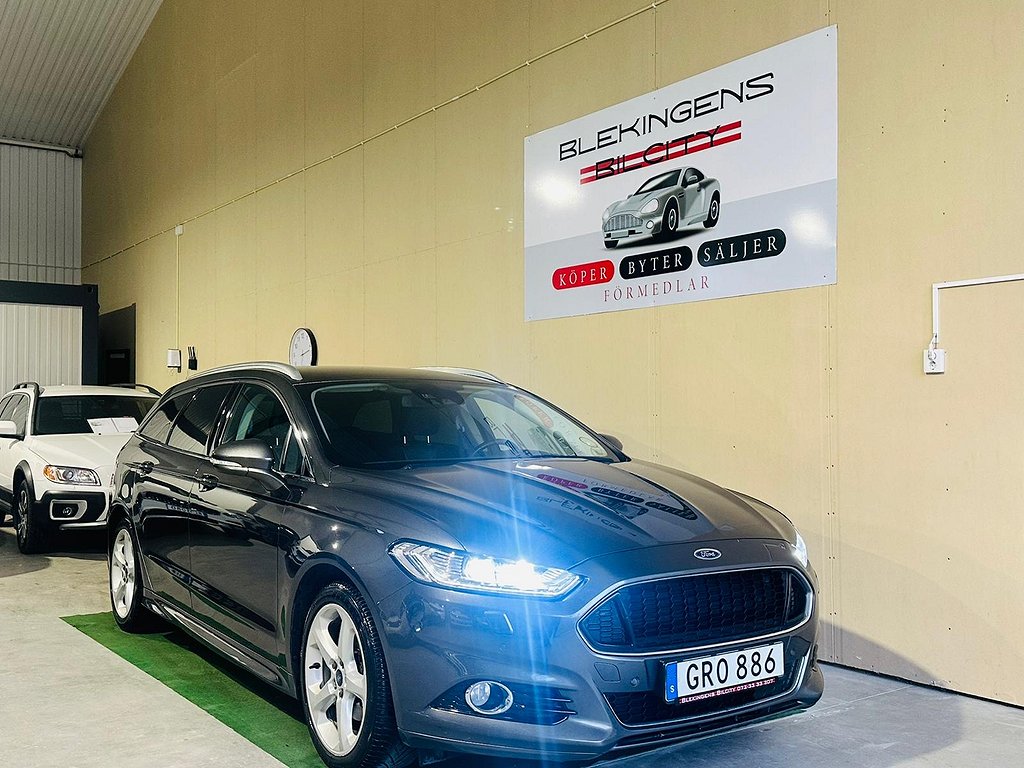 Ford Mondeo Kombi 2.0 TDCi Powershift Titanium Dragkrok Nav