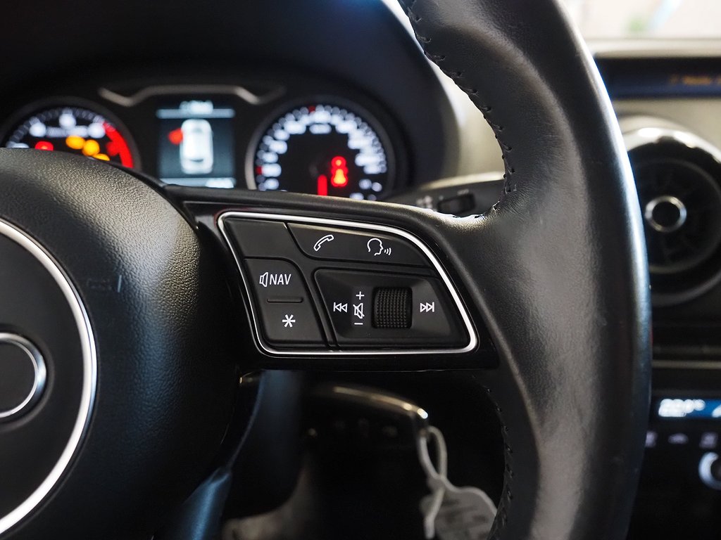 Audi A3 Sportback 35 TFSI 150hk Sport S-Tronic | PDC | BT | 2020