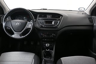 Halvkombi Hyundai i20 14 av 18