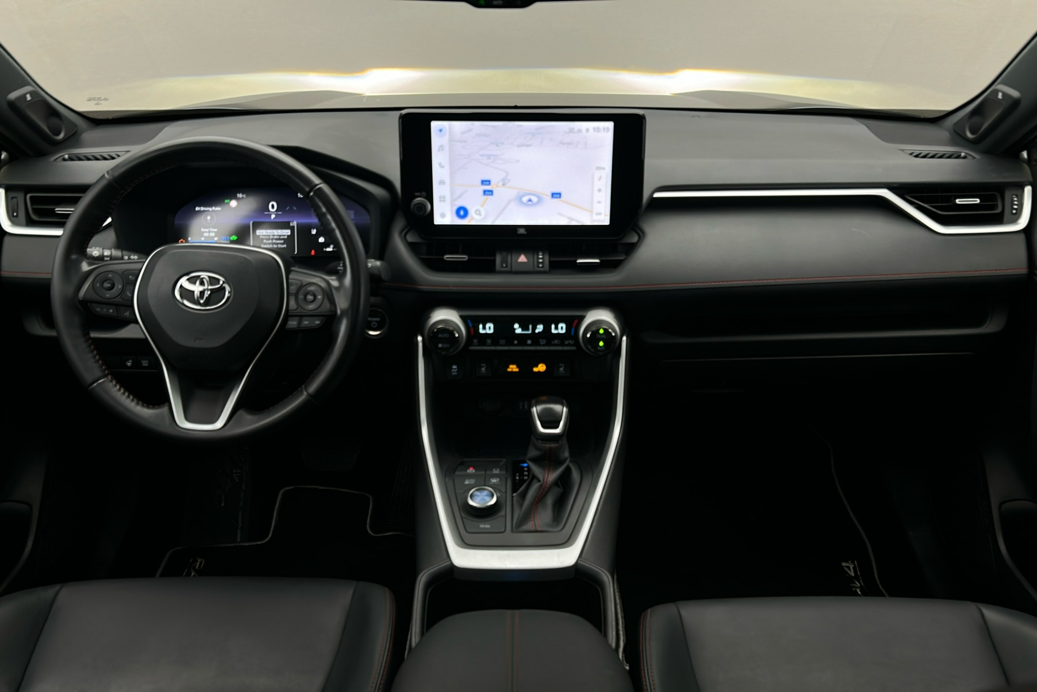 Toyota RAV4 Plug-In 2023, photo 3/10