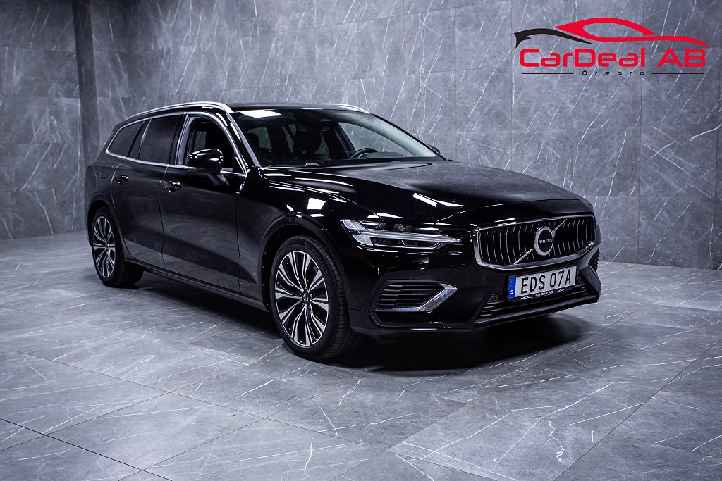 Volvo V60 Recharge T6 AWD Core Bright Kamera BLIS Drag MOMS