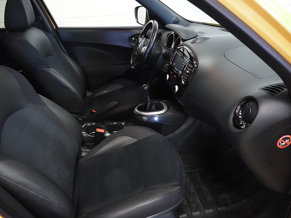 Nissan Juke 1.2 DIG-T 115hk N-Connecta Pano Navi Kamera Keyless 2016