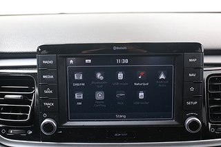 Halvkombi Kia Rio 18 av 20