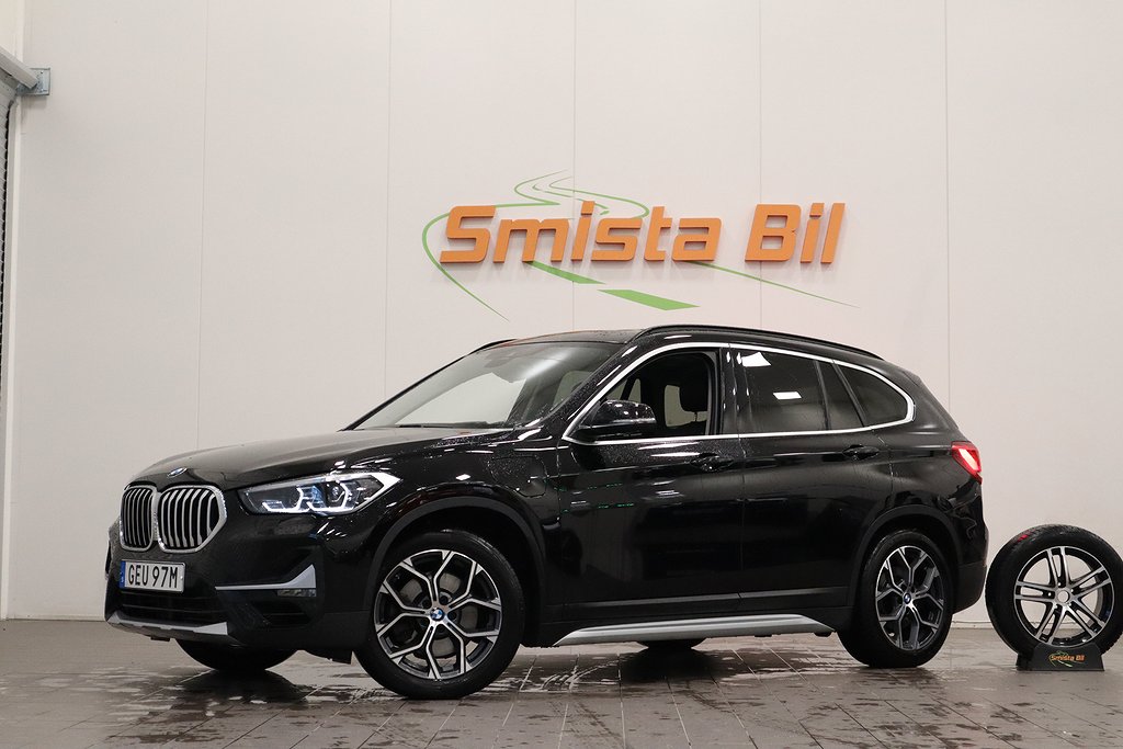 BMW X1 xDrive25e Plug-in X Line PANO DRAG HEAD-UP KAMERA 220hk