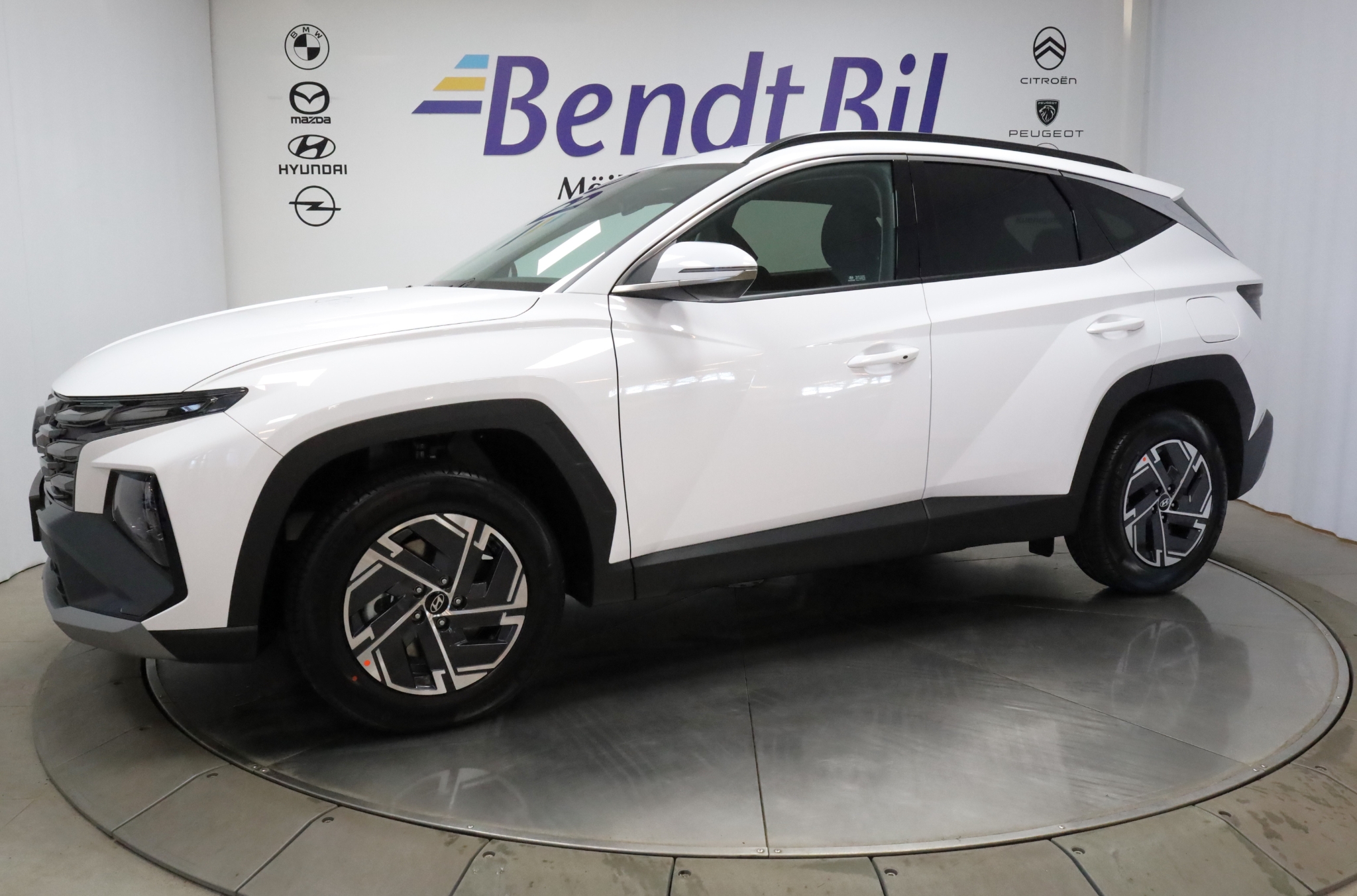 Hyundai Tucson Hybrid 4WD Essential 2026, bild 3/10