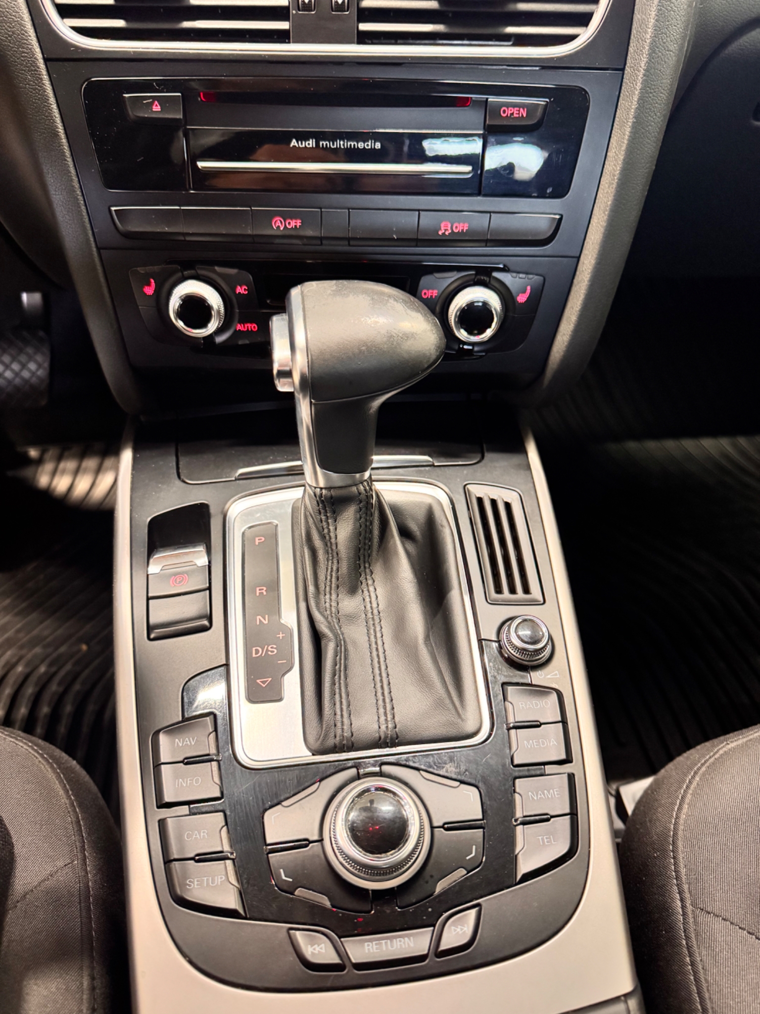 Audi A4 allroad 2013, bild 7/45