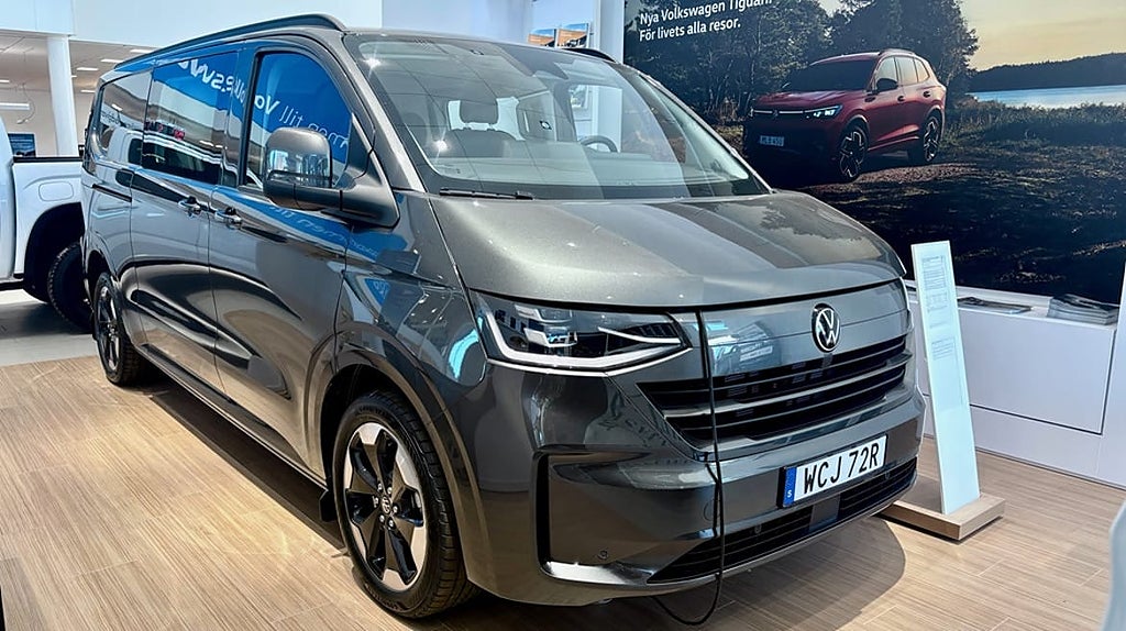 Volkswagen Transporter Kombi Twin Cabin 4Motion AUT 170hk