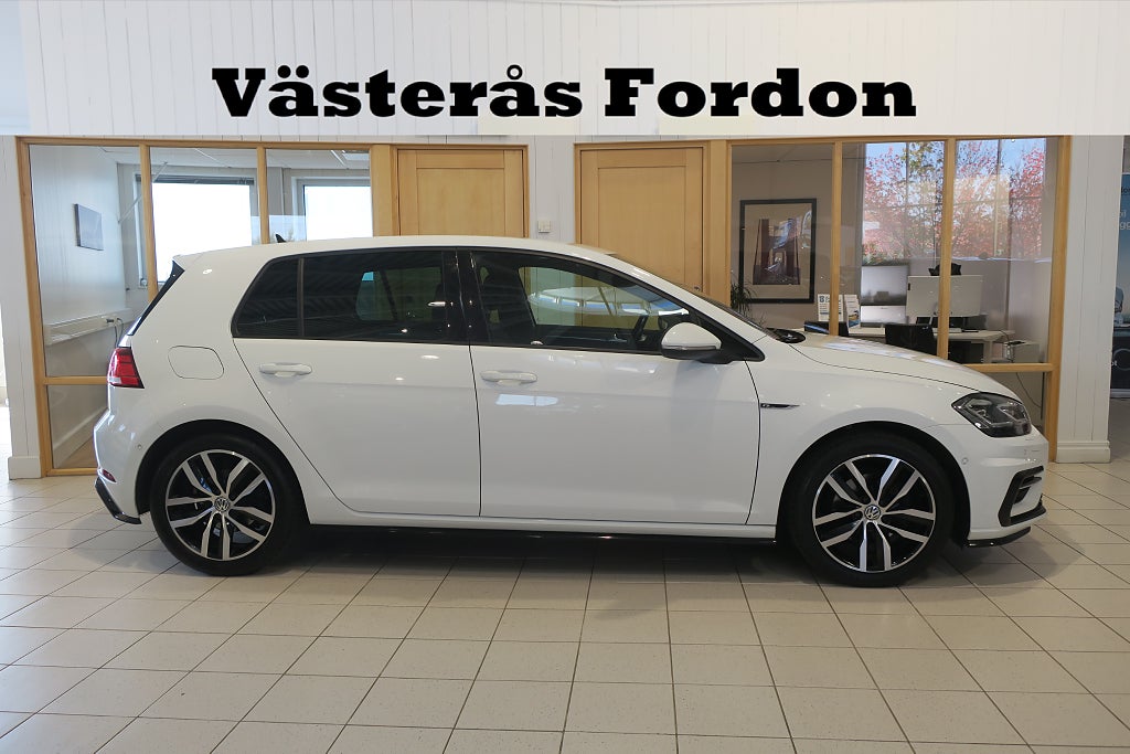 Volkswagen Golf I 1.5 TSI R-Line Värmare Carplay Pluspaket