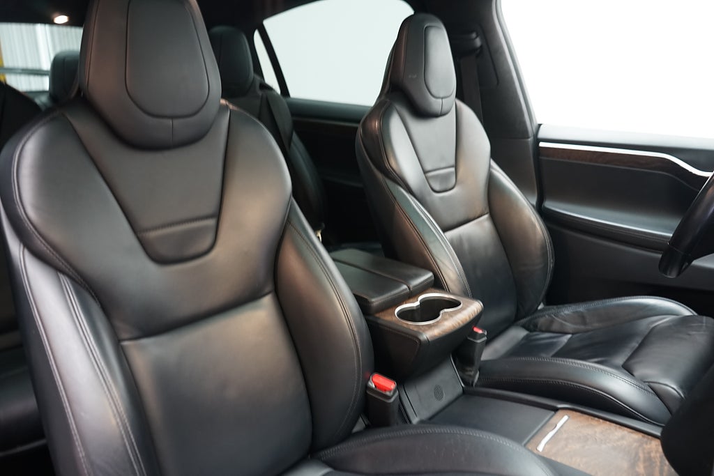 Tesla Model X 90D AWD 6-sits Leasebar Pano Summon Luftfjädring